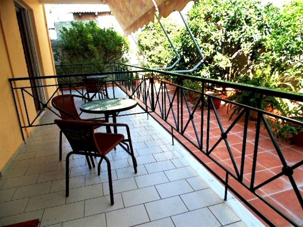 Nefeli Studios Loutra Edipsou  Exterior foto